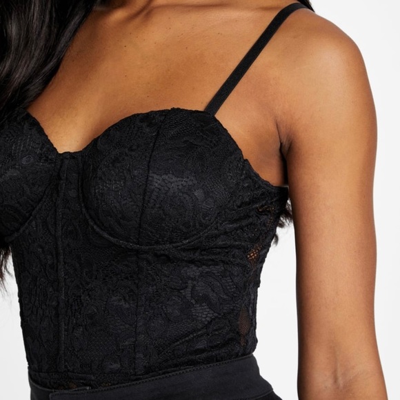 Guess lace bodysuit - Picture 3 of 4
